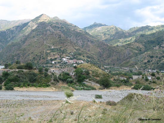 Muccari e amendolea