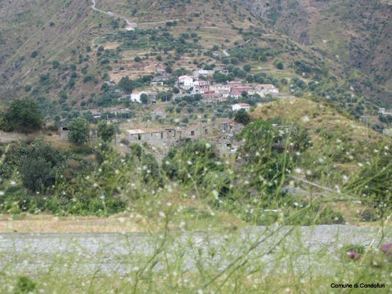 isolotto e sf Amendolea
